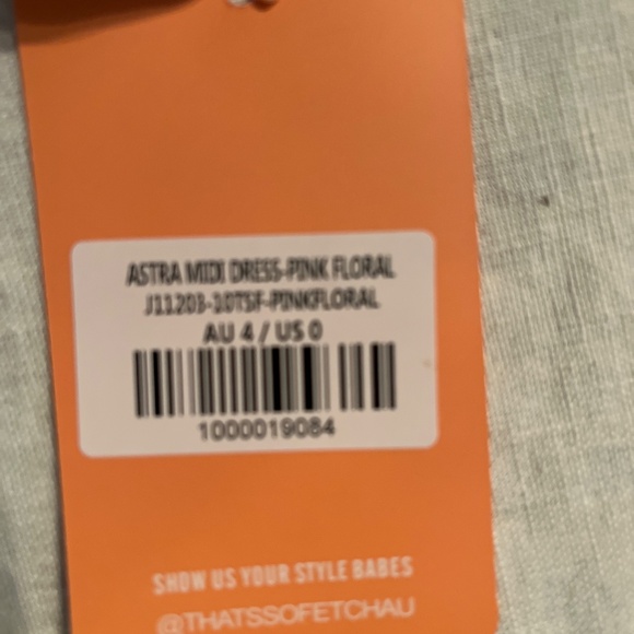 That’s so fetch Astra Midi Dress - pink floral - Picture 6 of 6